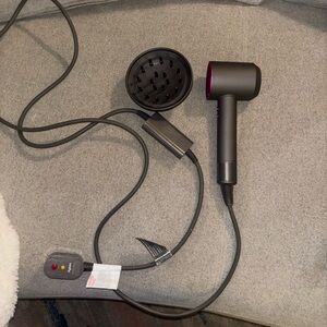 Dyson Supersonic Hair Dryer - Black and Pink